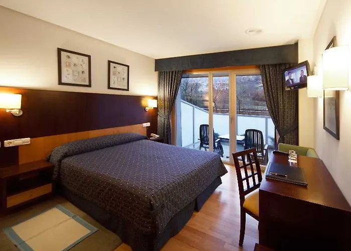 Lobios Caldaria Balneario Otel Bubaces